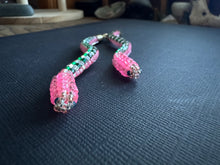 Load image into Gallery viewer, Ginebig // Snake Earrings 3689
