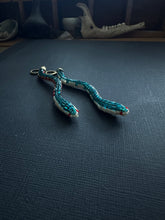 Load image into Gallery viewer, Ginebig // Snake Earrings 3691
