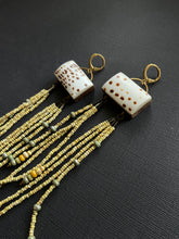 Load image into Gallery viewer, Beaded Fringe Earrings 3076
